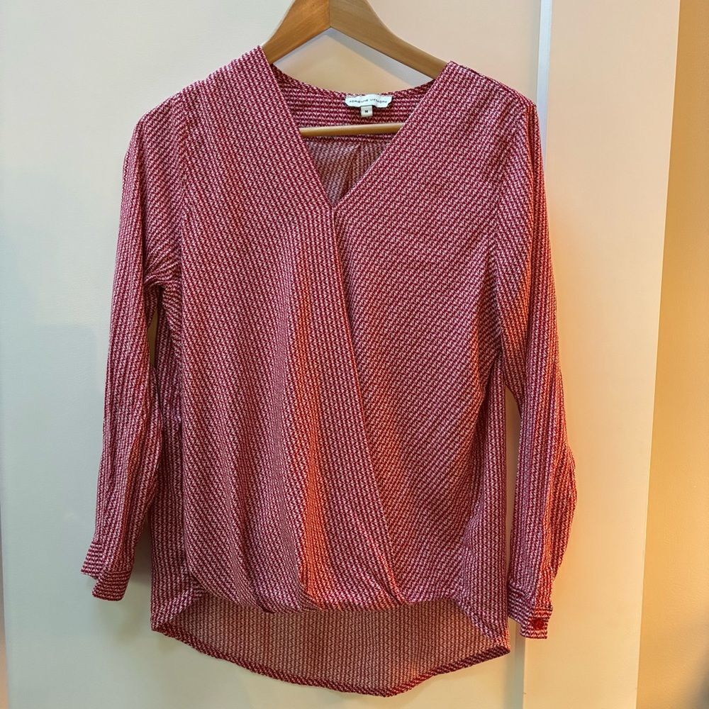 Adrienne Vittadini Red & White Wrap-Front Blouse (Size M)
